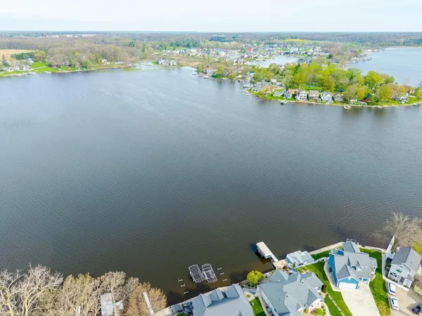 $449,000 | 980 Ln 221B Hamilton Lake, Hamilton, IN 46742