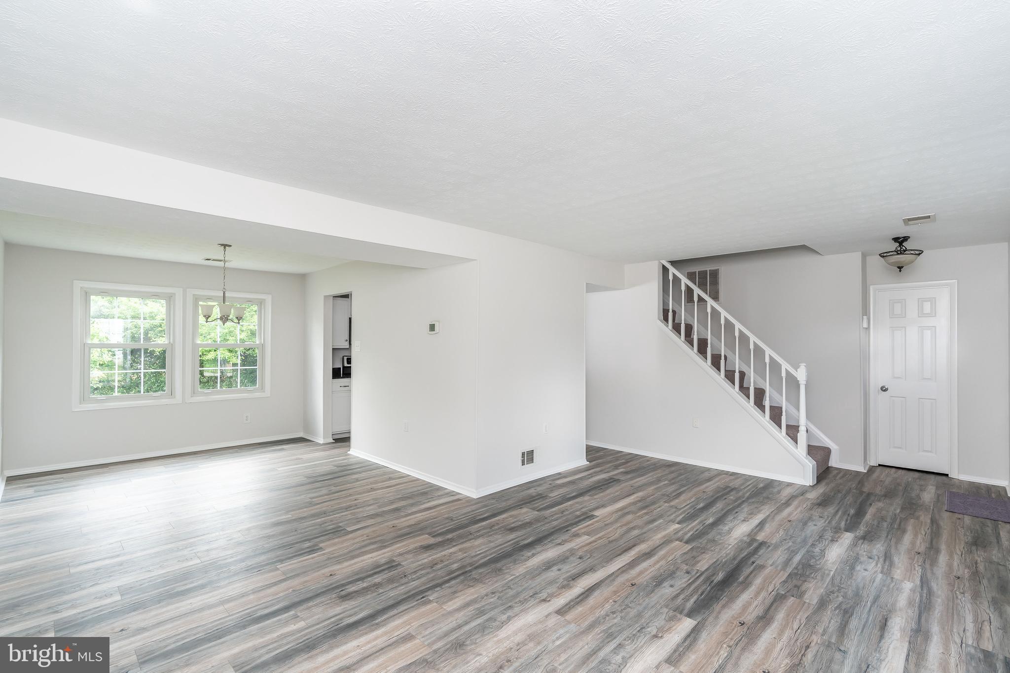 1879 Montreal Road Severn, MD 21144 - Photo 7 of 47 Living Room