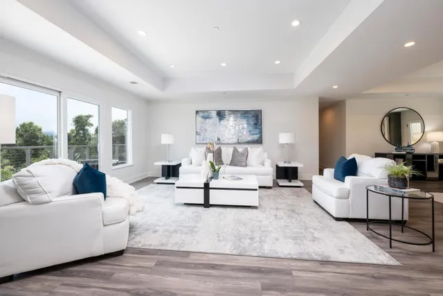 $3,995,000 | 30 Calaveras Court, Hillsborough, CA 94010