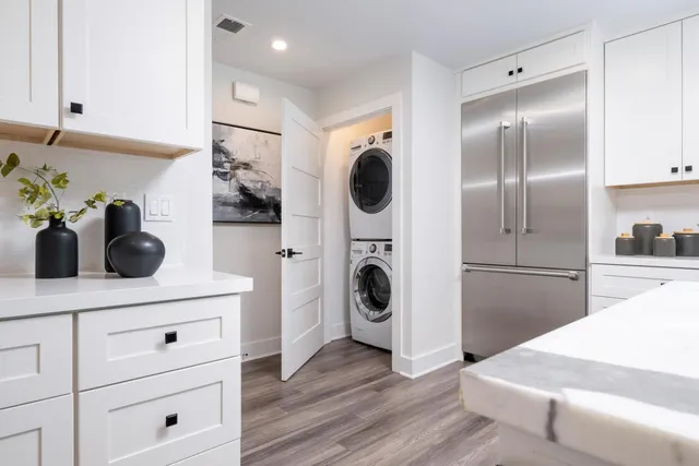 $3,995,000 | 30 Calaveras Court, Hillsborough, CA 94010