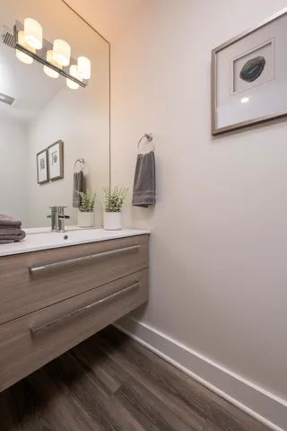 $3,995,000 | 30 Calaveras Court, Hillsborough, CA 94010