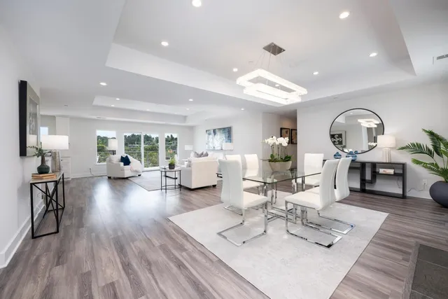 $3,995,000 | 30 Calaveras Court, Hillsborough, CA 94010