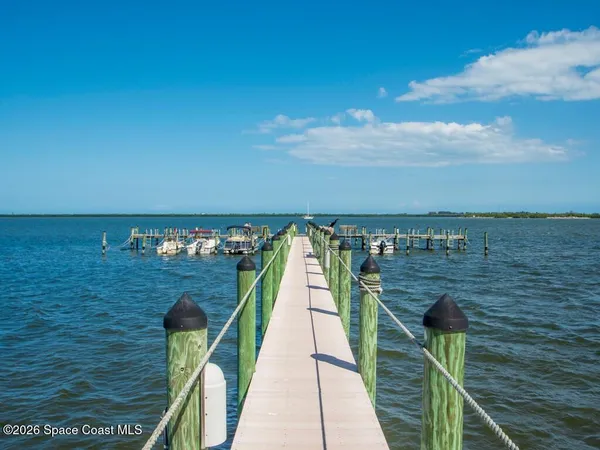 $2,200 | 6240 East Mirror Lake Drive, Unit 201, Sebastian, FL 32958