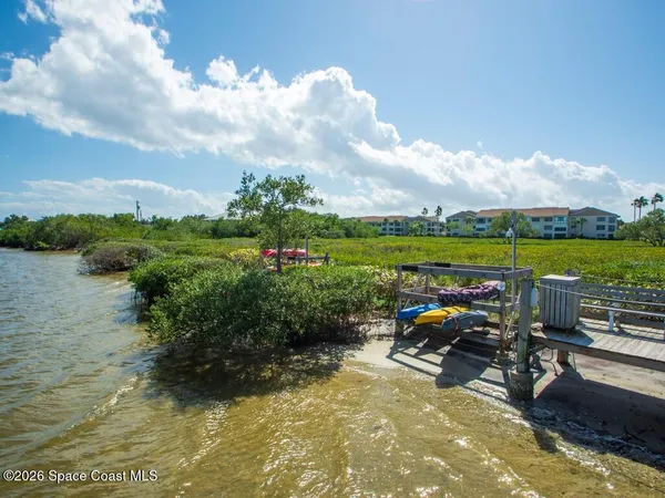 $2,200 | 6240 East Mirror Lake Drive, Unit 201, Sebastian, FL 32958