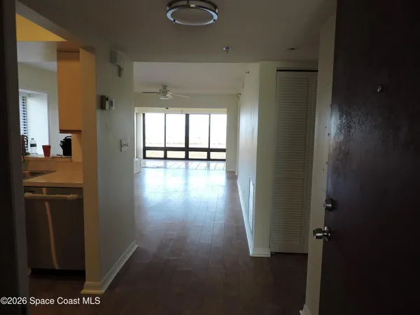 $2,200 | 6240 East Mirror Lake Drive, Unit 201, Sebastian, FL 32958