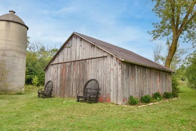 $725,000 | 7297 Salisbury Road, Barton, WI 53090