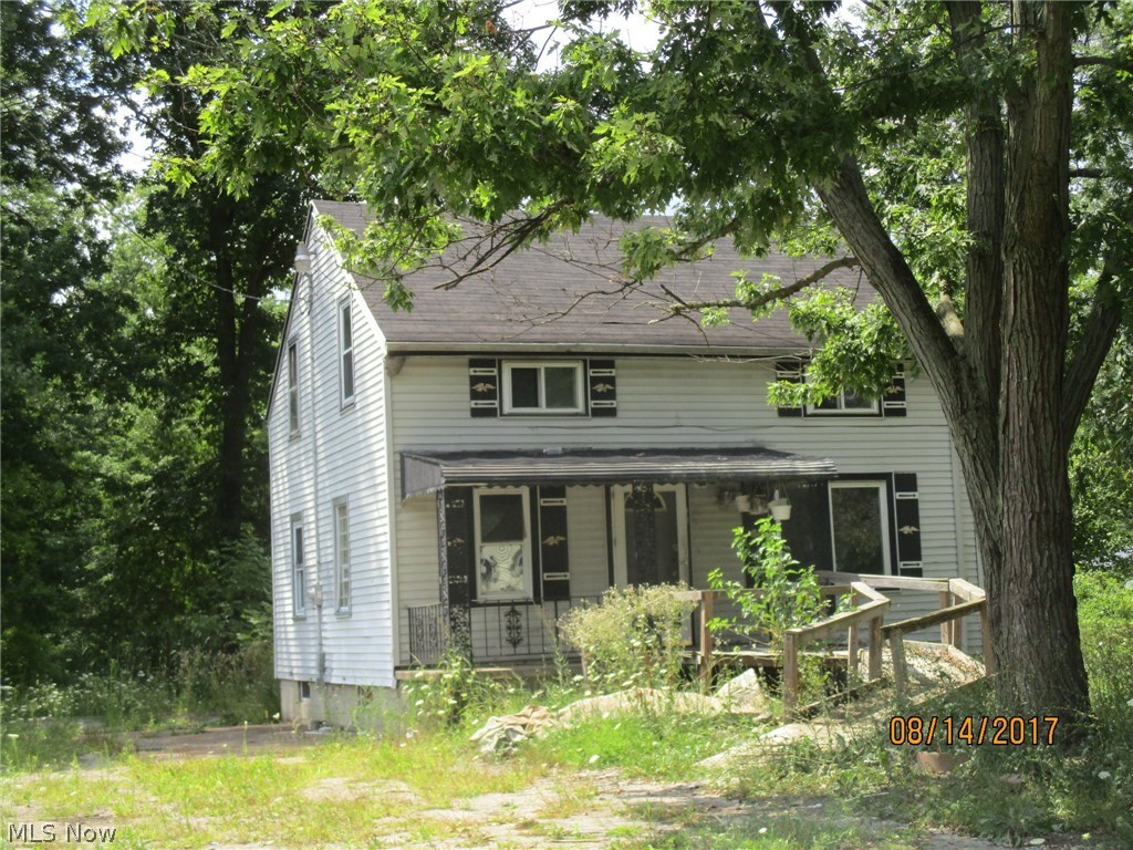 4132 Fulton Road Lorain, OH 44055 - Photo 1 of 12