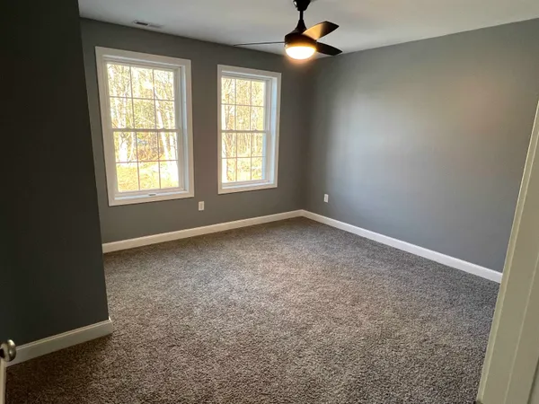 $799,900 | 47 Long Hl Road, Raymond, NH 03077