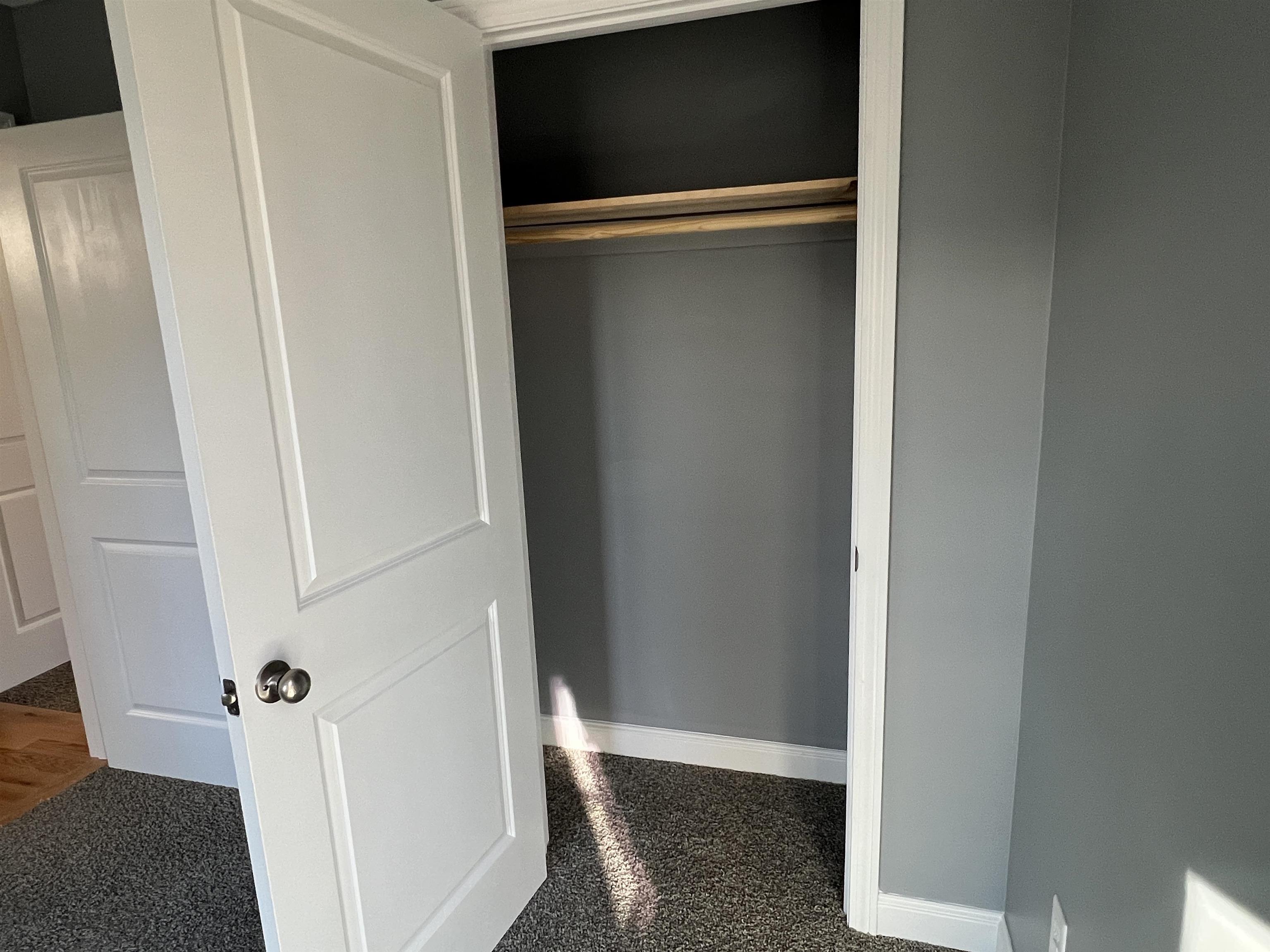 47 Long Hl Road Raymond, NH 03077 - Photo 24 of 42