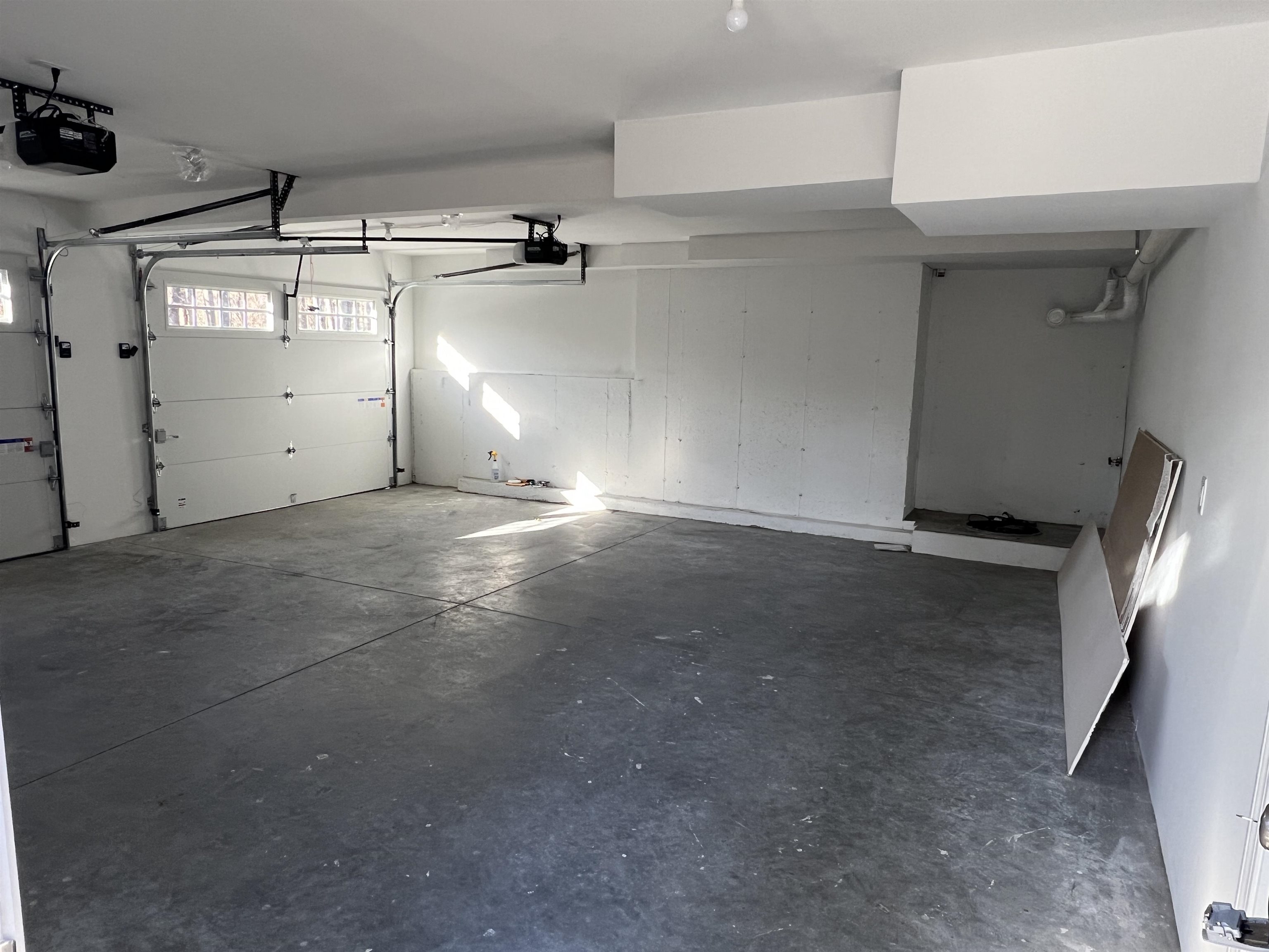 47 Long Hl Road Raymond, NH 03077 - Photo 35 of 42