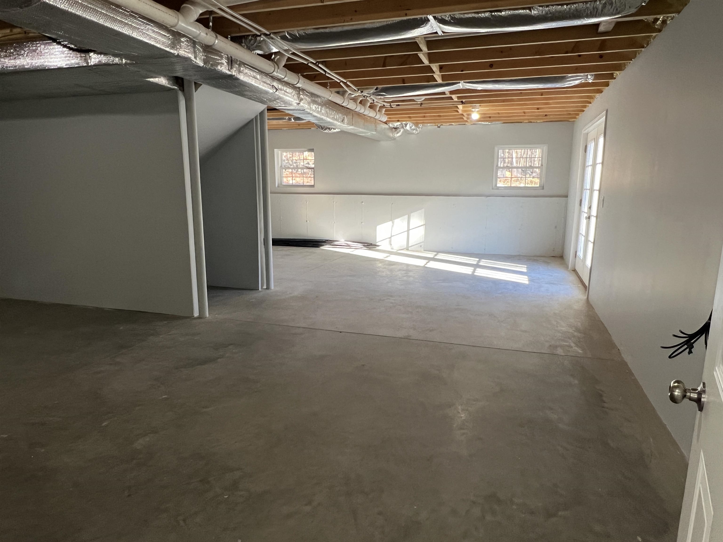 47 Long Hl Road Raymond, NH 03077 - Photo 37 of 42