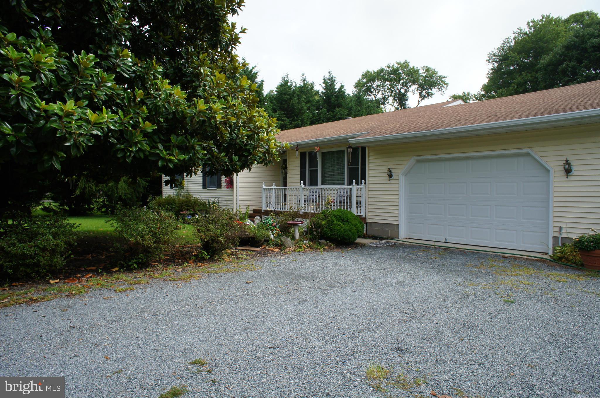 113 Prospect Bay Road Grasonville, MD 21638 - Photo 3 of 23 Exterior (Front)
