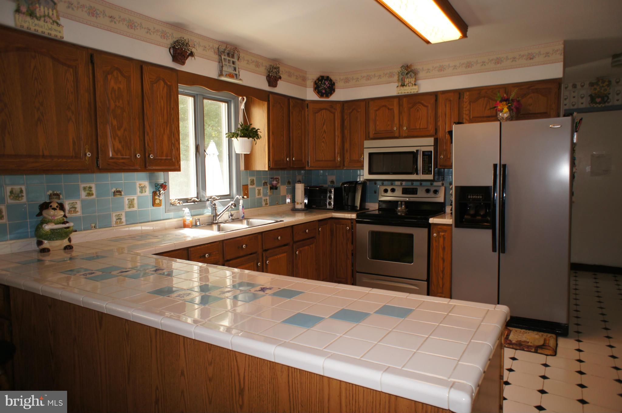 113 Prospect Bay Road Grasonville, MD 21638 - Photo 9 of 23 Kitchen
