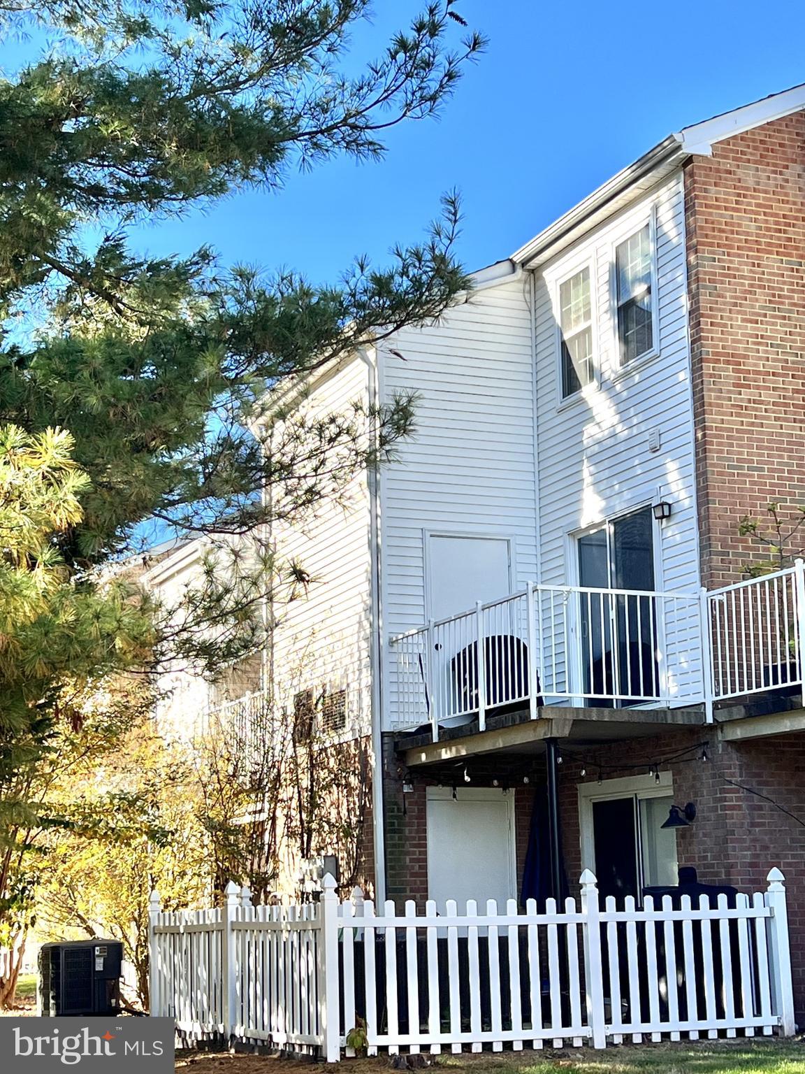 14497 Golden Oak Road Centreville, VA 20121 - Photo 10 of 13 Gallery Image 10