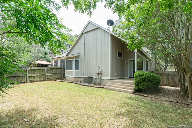 $1,850 | 16618 Spruce Tree Lane, San Antonio, TX 78247