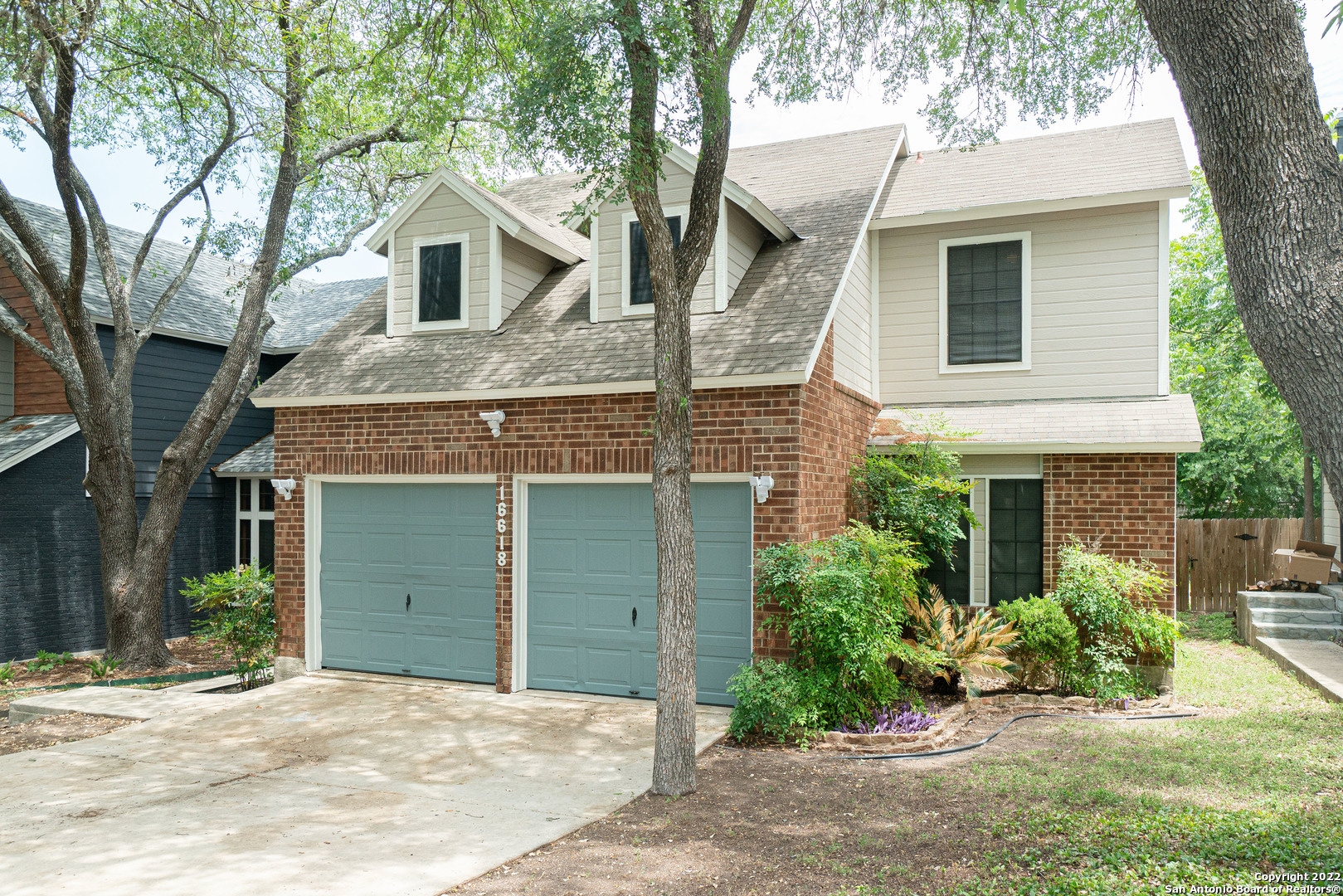 16618 Spruce Tree Lane San Antonio, TX 78247 - Photo 2 of 14