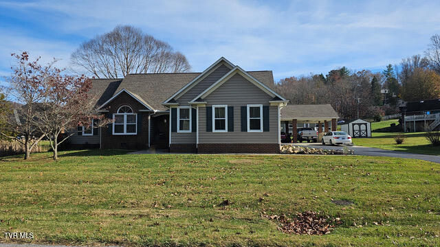 904 Mountainview Road Erwin, TN 37650 - Photo 2 of 26 1