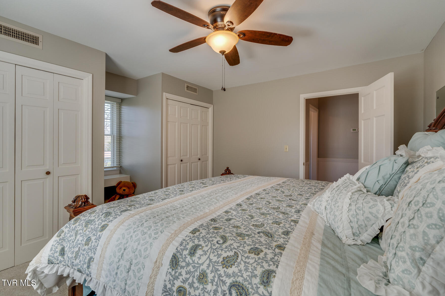 725 Chippendale Road Kingsport, TN 37660 - Photo 35 of 45 035