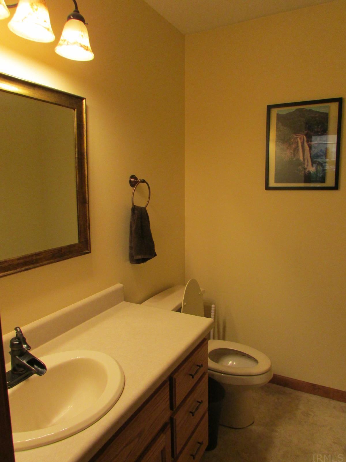 2316 Broken Oak Road Fort Wayne, IN 46818 - Photo 8 of 24