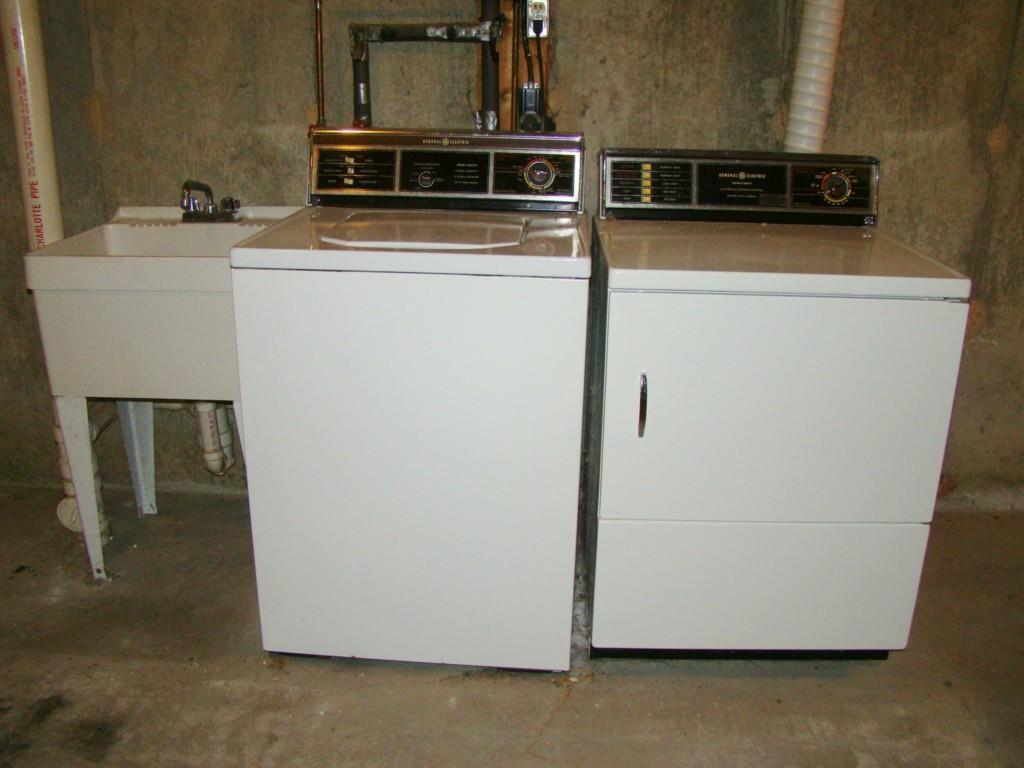 36 Old Carriage Road, Unit 17 Auburn, ME 04210 - Photo 31 of 35 Washer/Dryer & sink in lower level
