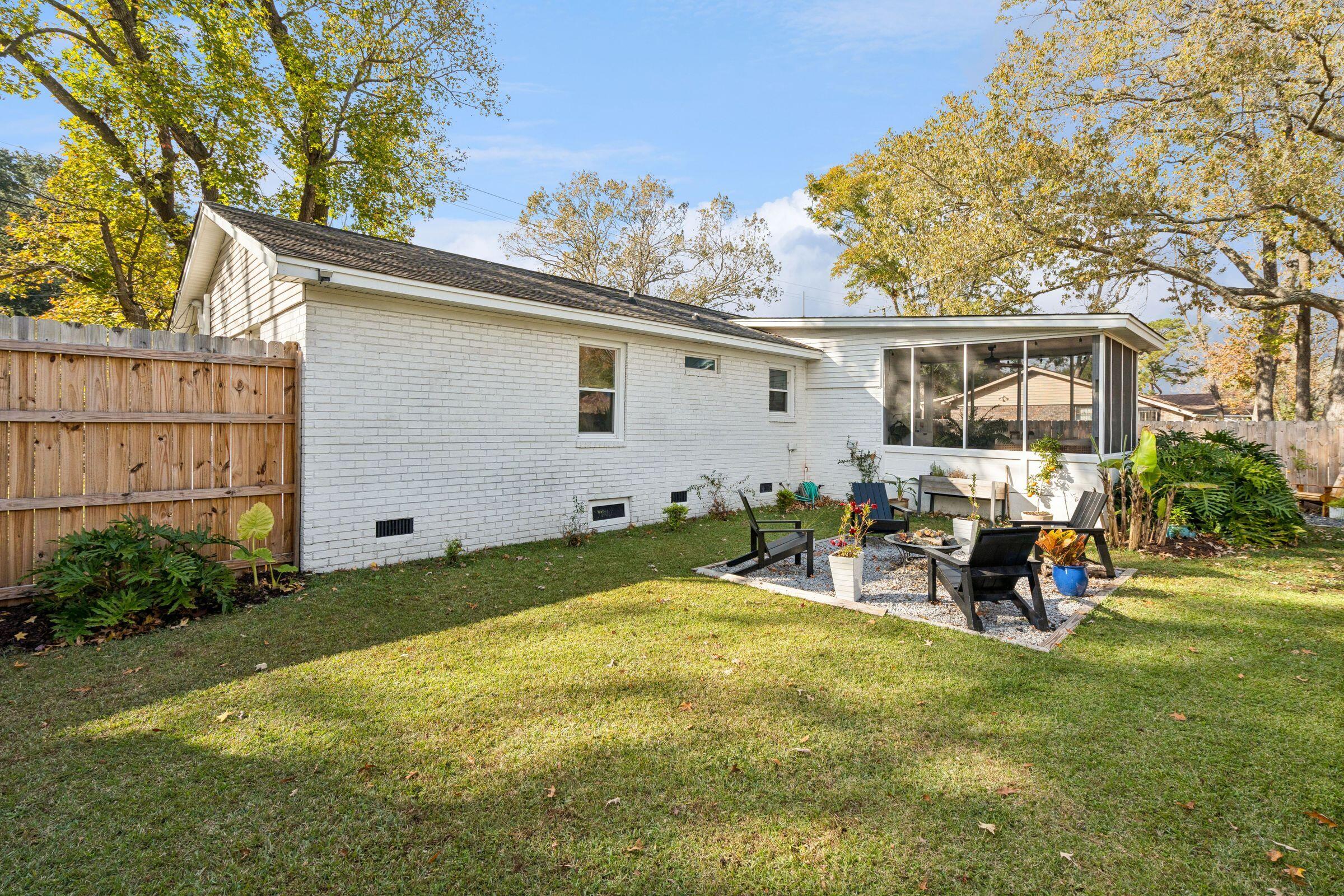810 Playground Road Charleston, SC 29407 - Photo 20 of 26 Backyard