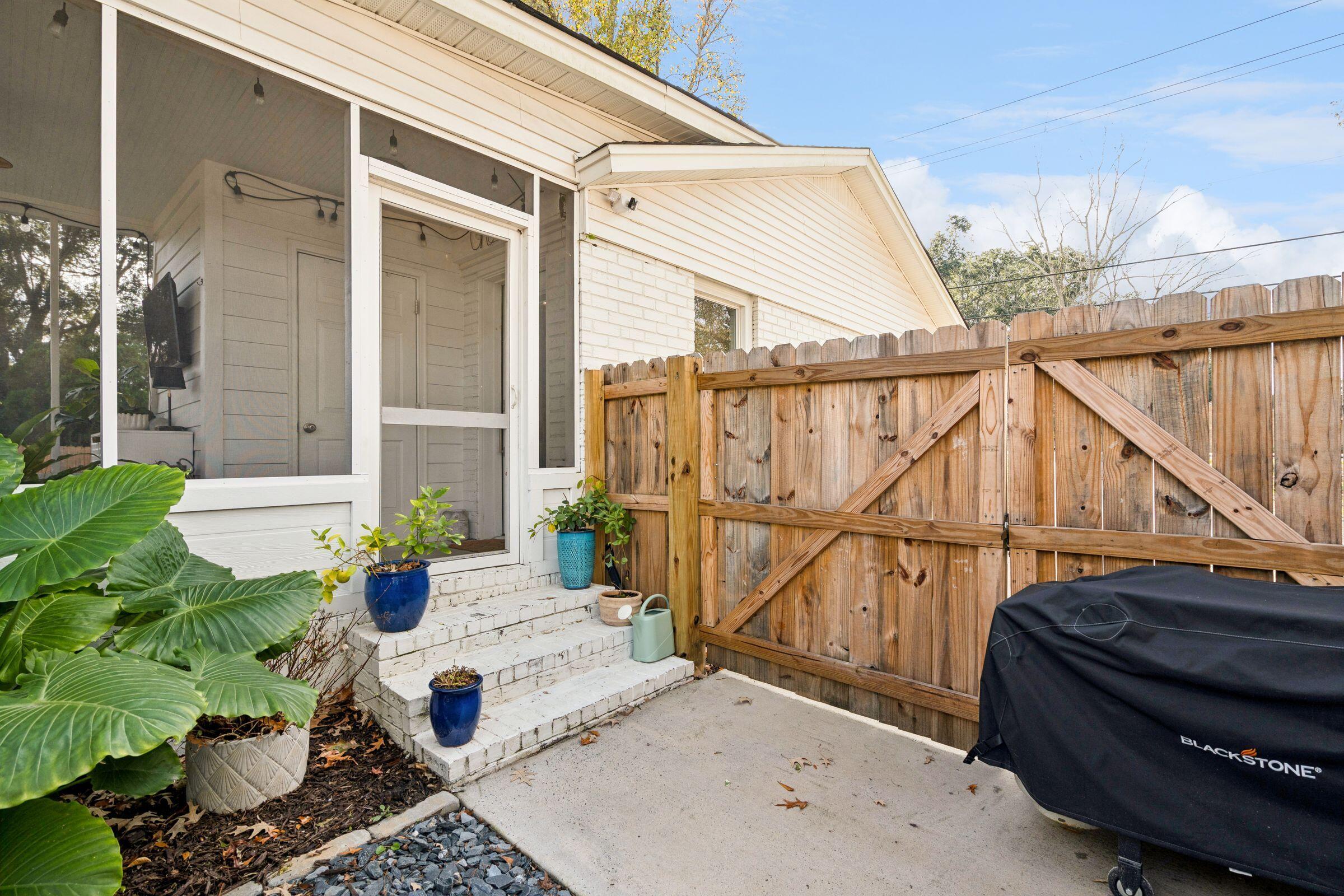 810 Playground Road Charleston, SC 29407 - Photo 23 of 26 Patio/Grilling Area