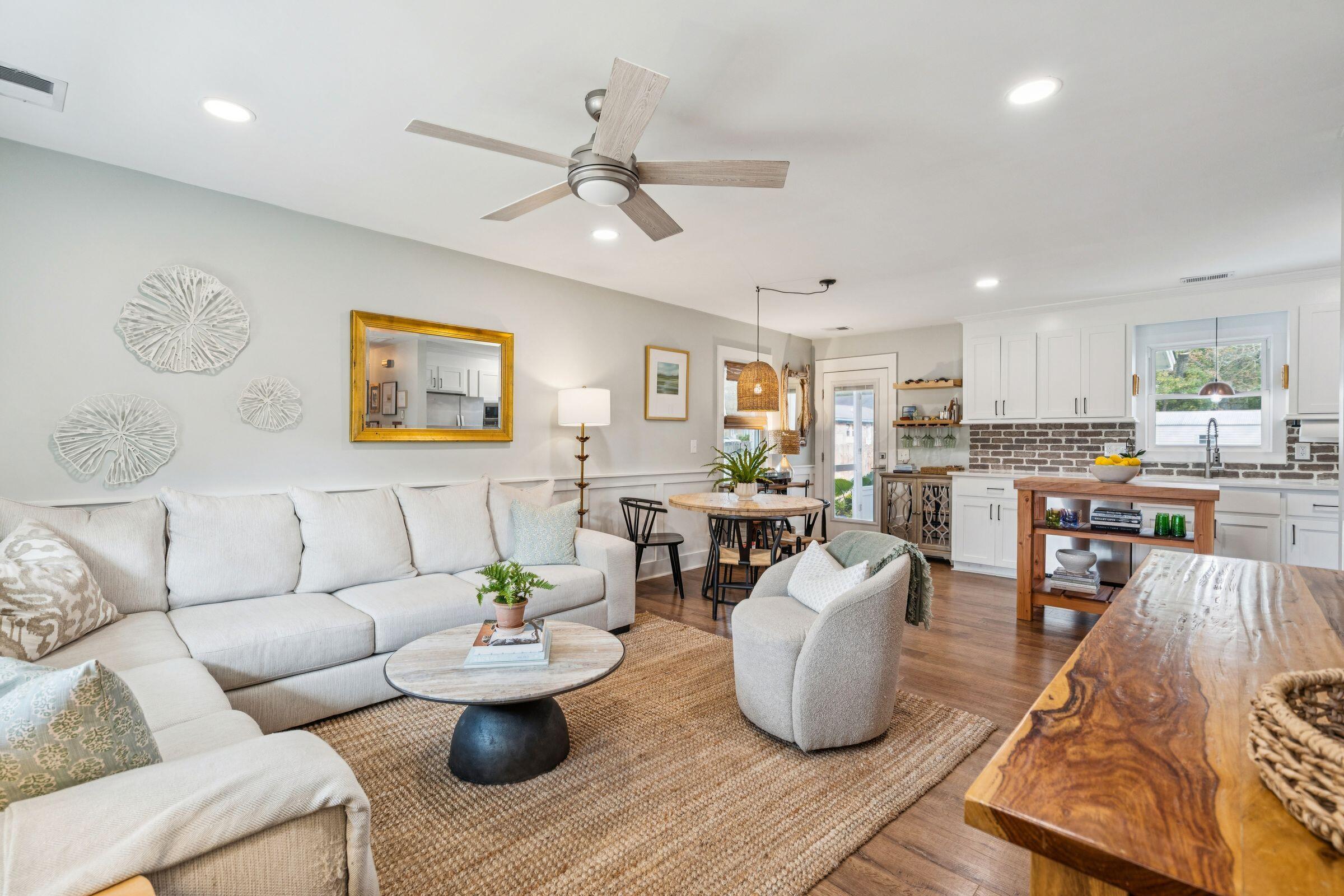 810 Playground Road Charleston, SC 29407 - Photo 5 of 26 Living Room