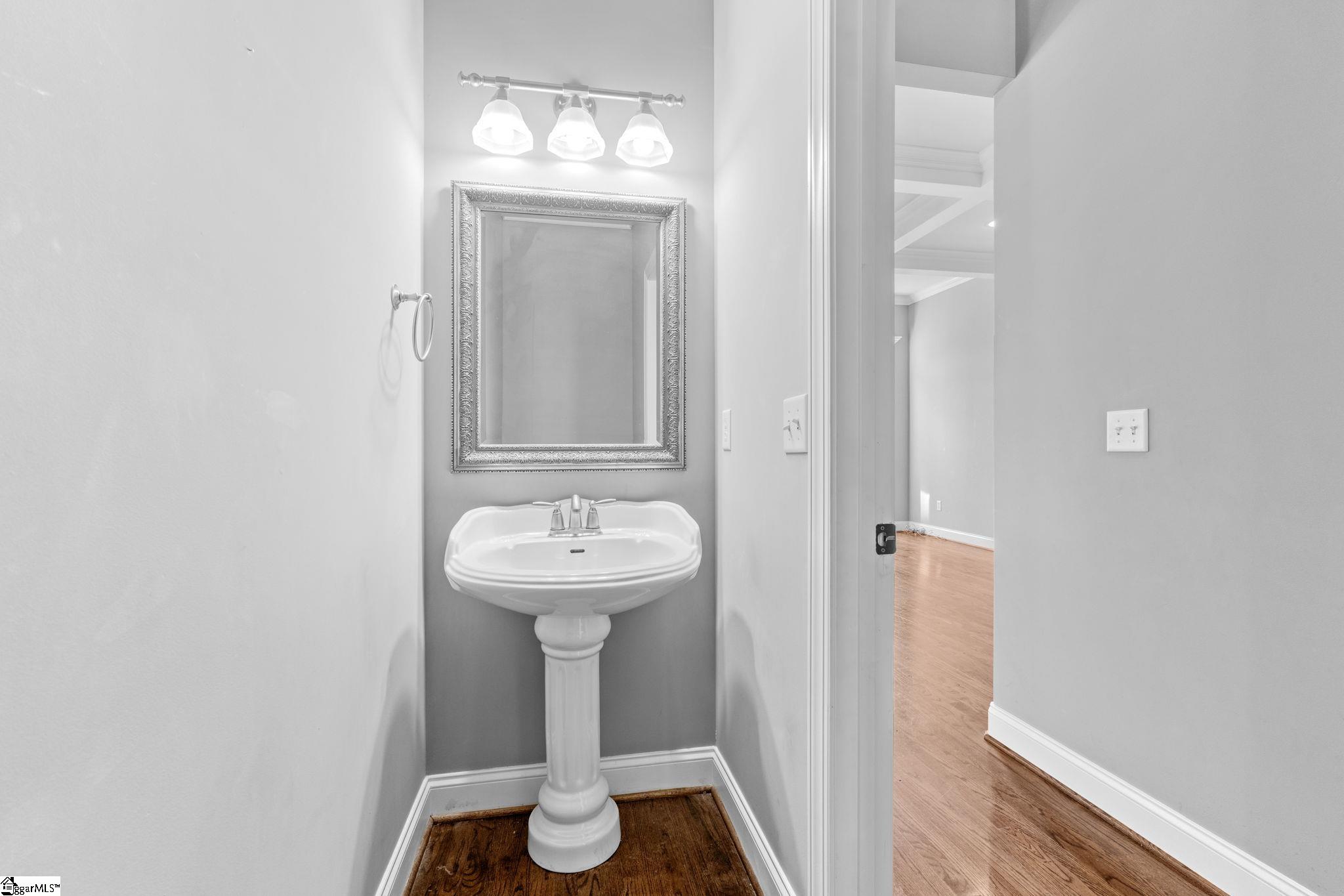 34 Oak Grove Lake Road Greenville, SC 29615 - Photo 15 of 28