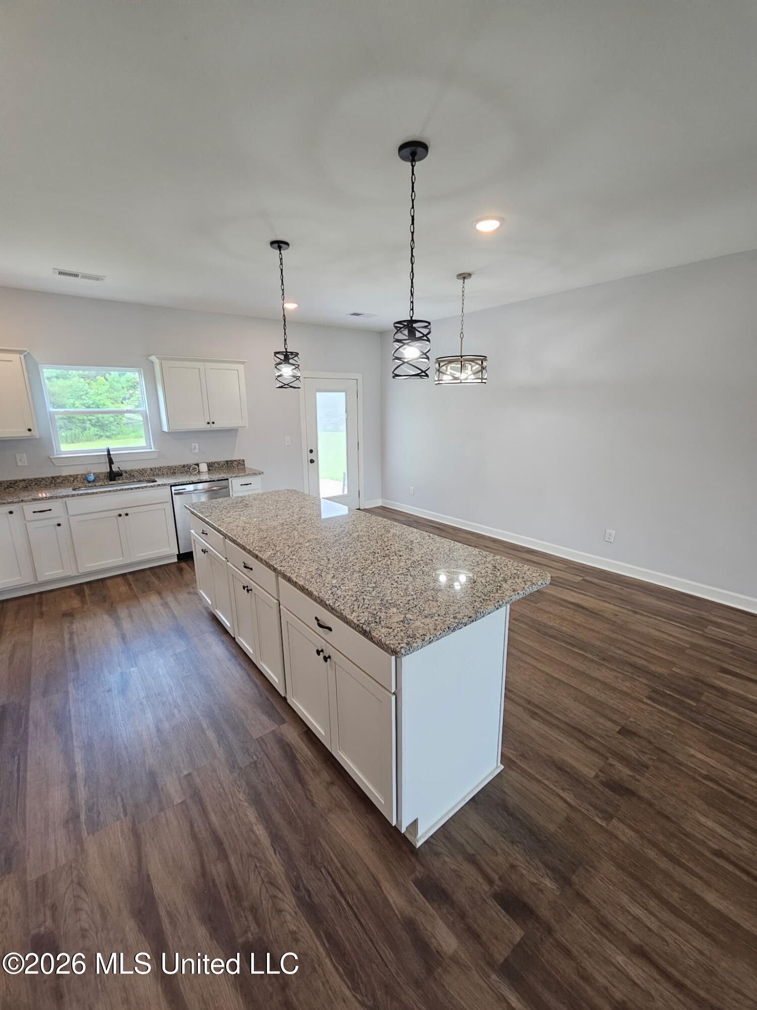 124 Deerfield Trace Coldwater, MS 38618 - Photo 5 of 18 20260715_113328