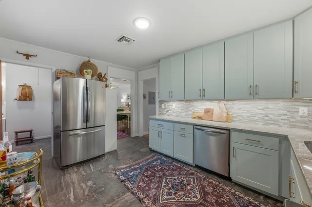 $3,200 | 1101 Arcadia Avenue, Austin, TX 78757