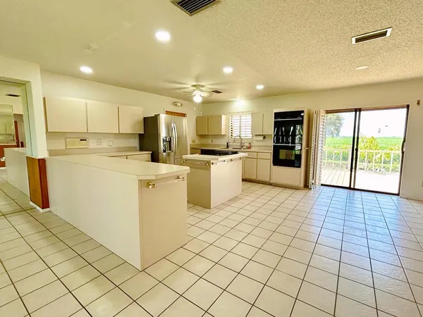 $385,000 | 2657 River Road, Moore Haven, FL 33471