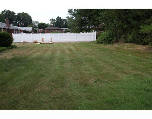 9212 Pannier Road Pittsburgh, PA 15237 - Photo 2 of 10 Land/Lot. Flat, Level Backyard