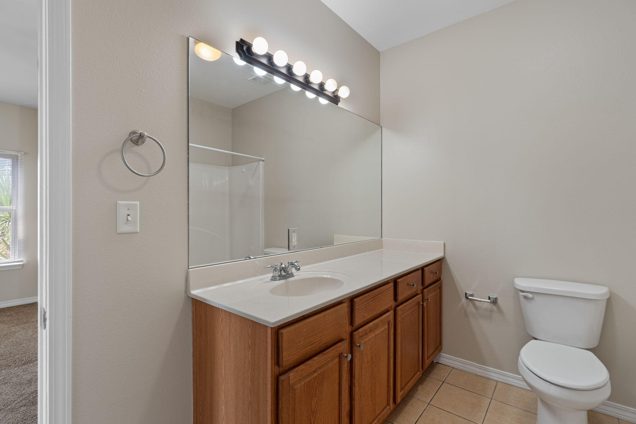 171 Enchanted Way Santa Rosa Beach, FL 32459 - Photo 30 of 37 Upstairs Bathroom