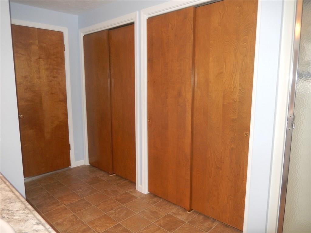 2003 Kentucky Lane Rochester, PA 15074 - Photo 16 of 24