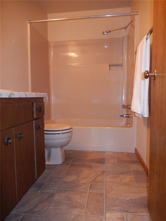 2003 Kentucky Lane Rochester, PA 15074 - Photo 19 of 24