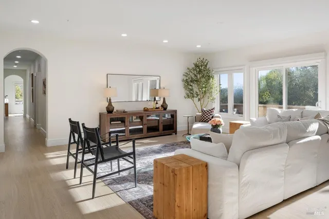 $3,799,000 | 11 Loch Haven Court, San Rafael, CA 94901