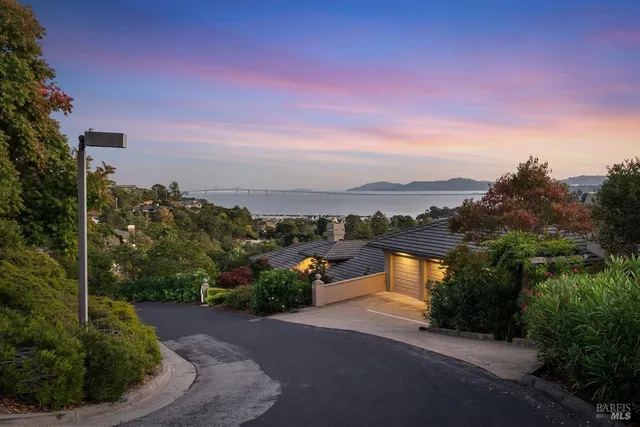 $3,799,000 | 11 Loch Haven Court, San Rafael, CA 94901