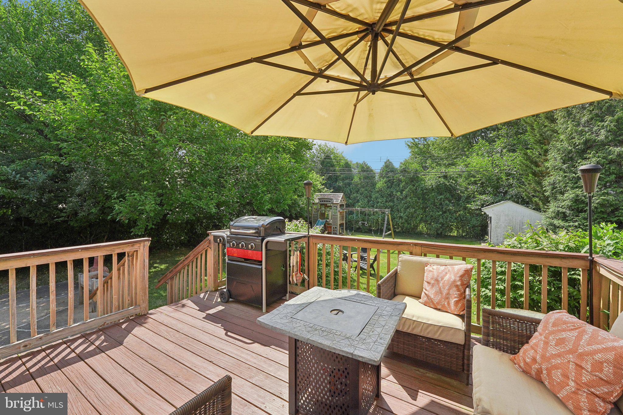 432 Keebler Road King of Prussia, PA 19406 - Photo 27 of 42 Deck