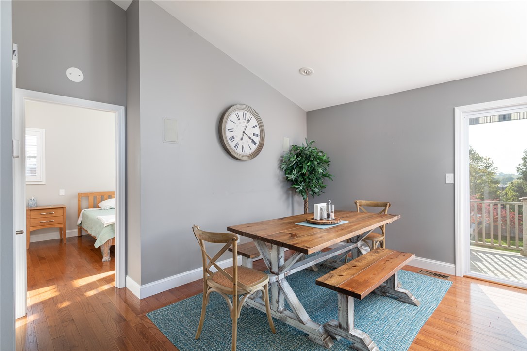 46 Malbone Road, Unit 1 Newport, RI 02840 - Photo 13 of 41