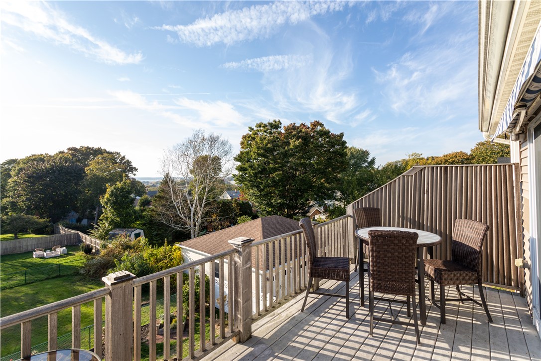 46 Malbone Road, Unit 1 Newport, RI 02840 - Photo 14 of 41