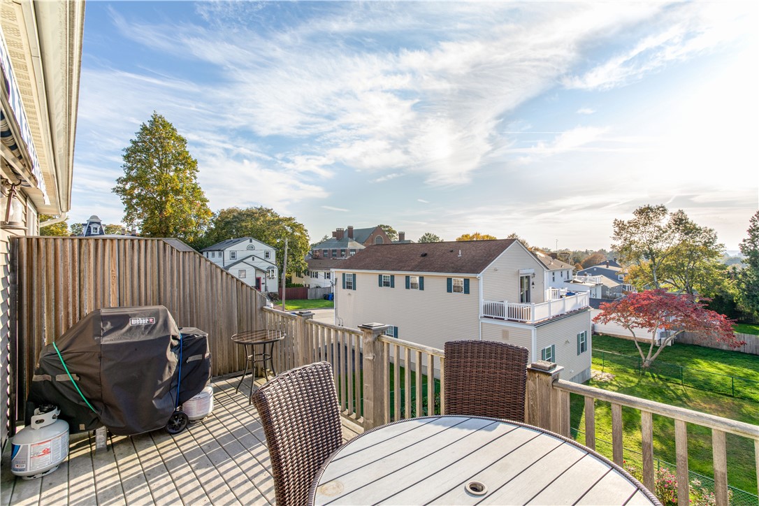 46 Malbone Road, Unit 1 Newport, RI 02840 - Photo 15 of 41