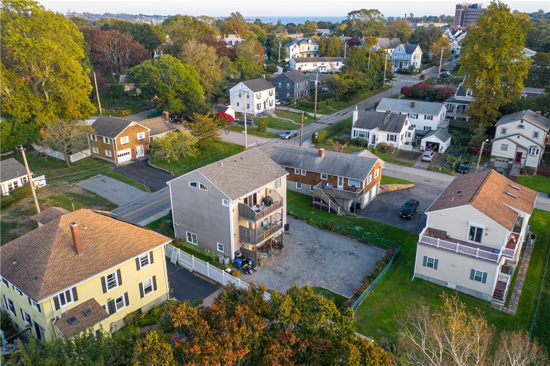 46 Malbone Road, Unit 1 Newport, RI 02840 - Photo 3 of 41