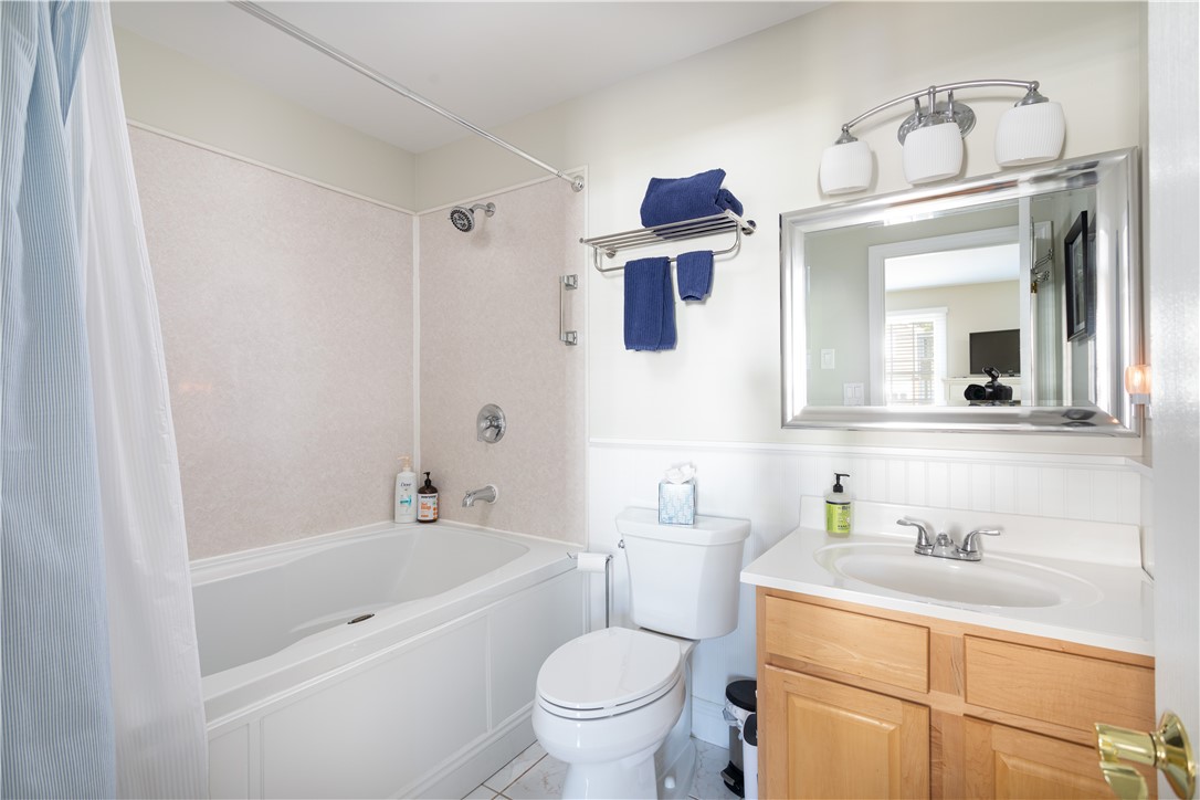 46 Malbone Road, Unit 1 Newport, RI 02840 - Photo 31 of 41