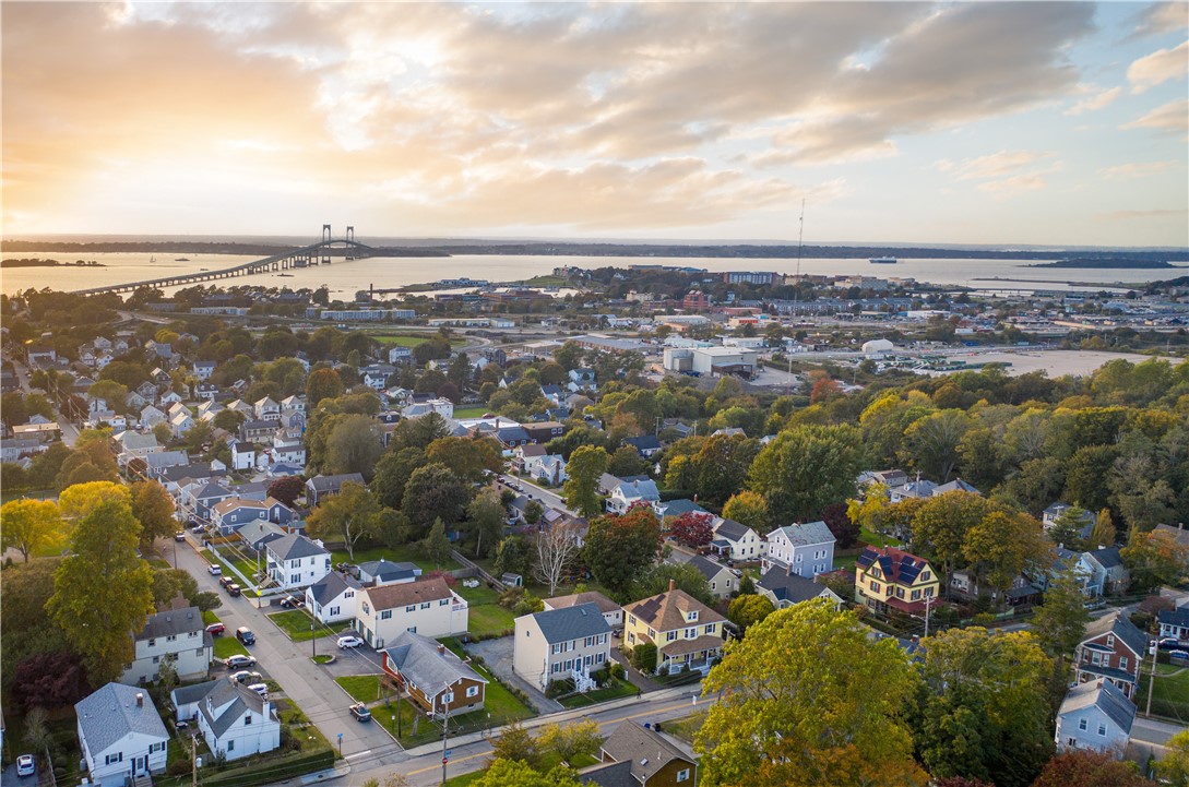 46 Malbone Road, Unit 1 Newport, RI 02840 - Photo 36 of 41