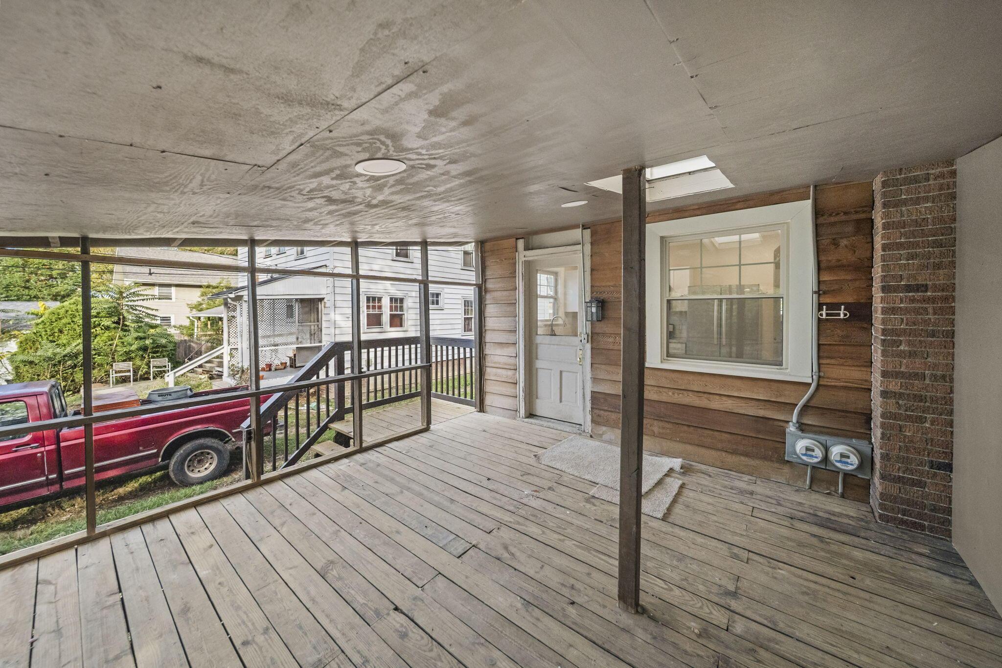 263 Crestview Road Columbus, OH 43202 - Photo 28 of 43 Screened Porch