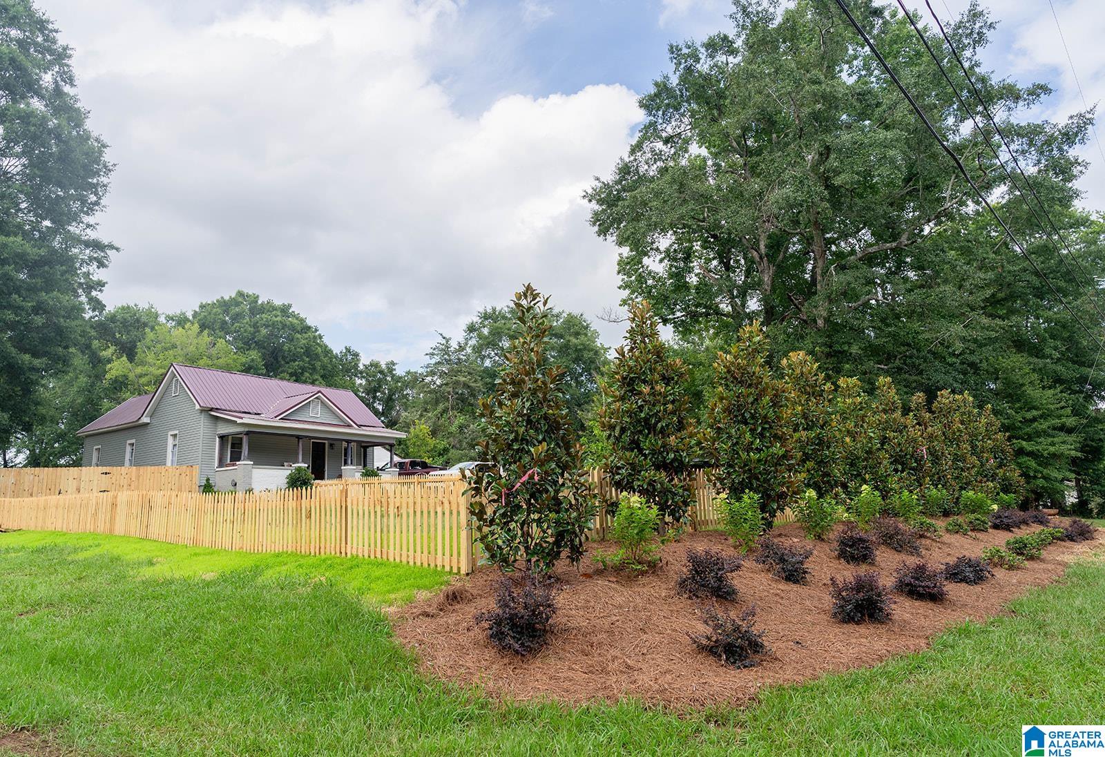 185 Birmingham Street Montevallo, AL 35115 - Photo 2 of 38