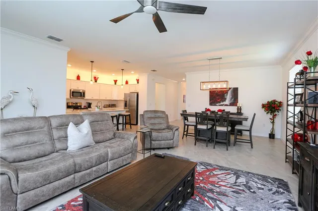 $2,895 | 2155 Hamlin Street, Naples, FL 34120