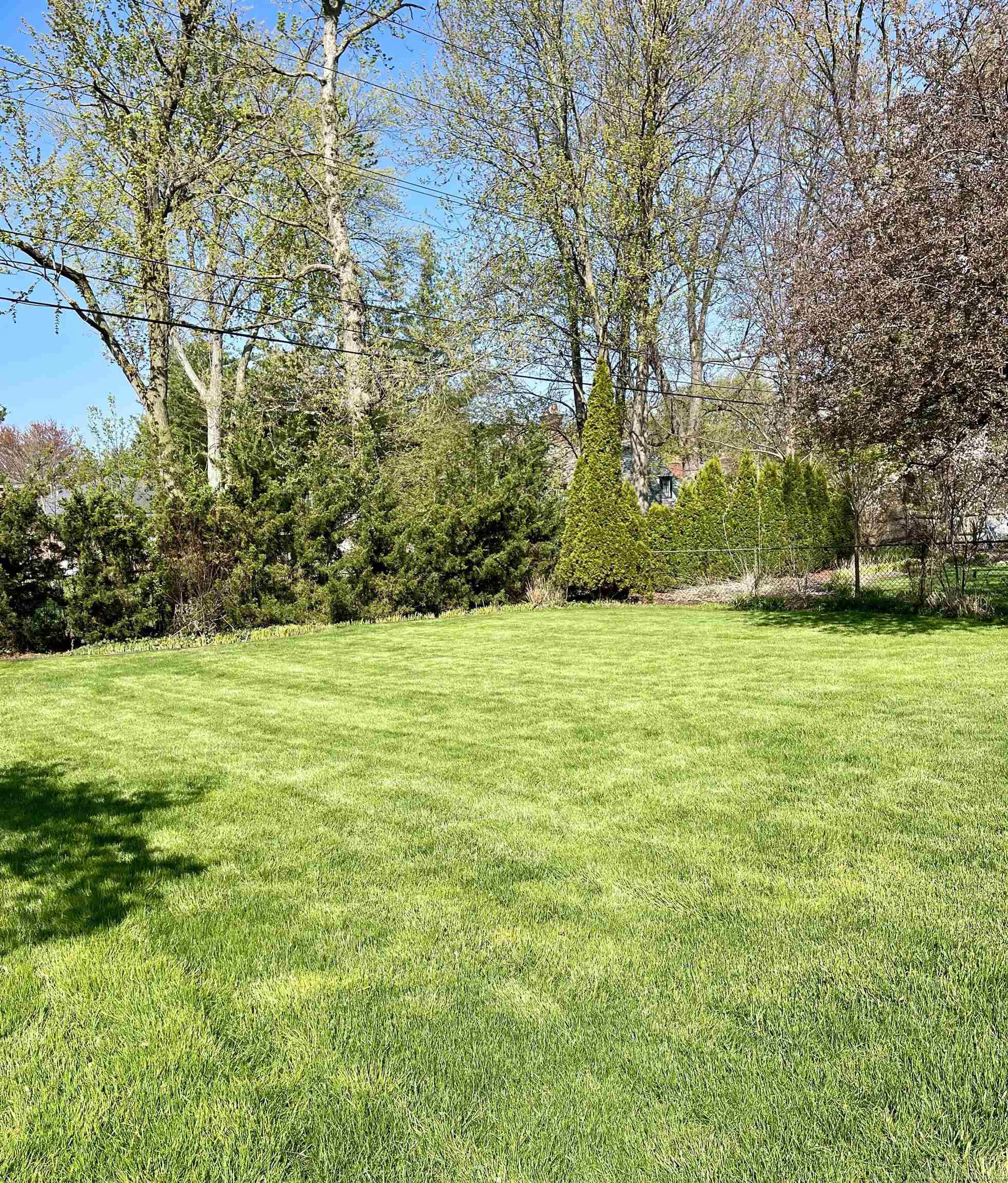 1047 Audubon Road Grosse Pointe, MI 48230 - Photo 10 of 10 50111866-9.JPG