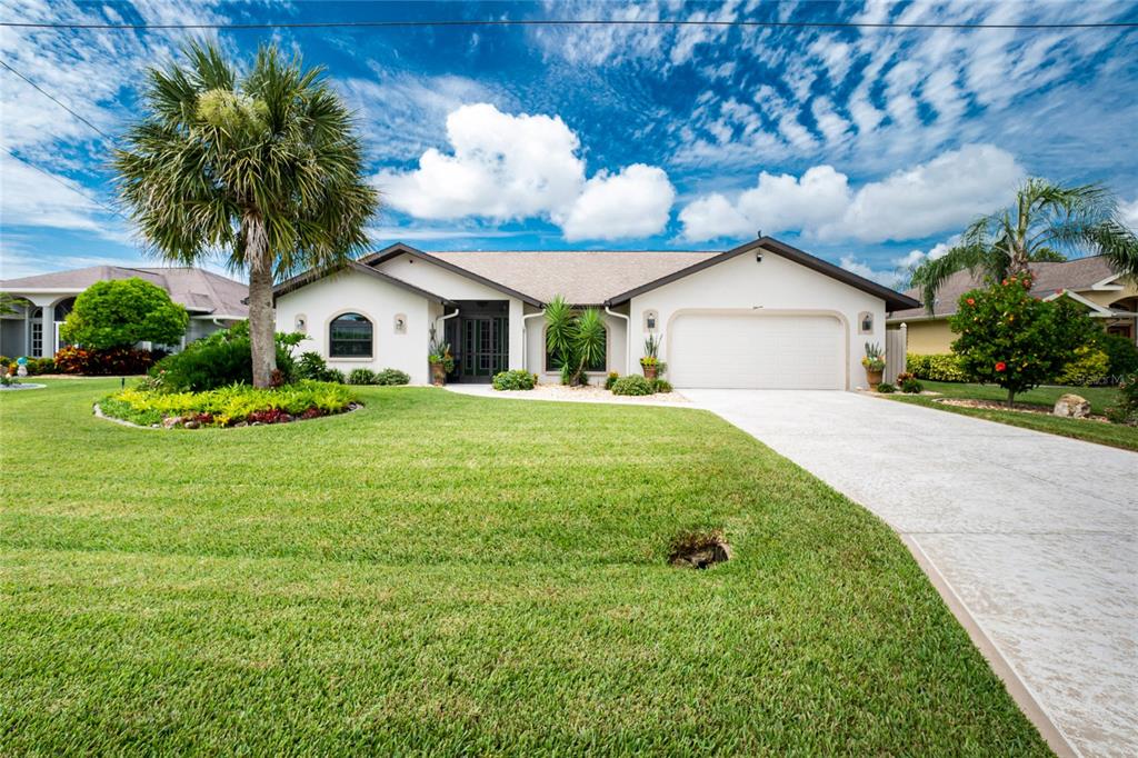 11 Clubhouse Road Rotonda West, FL 33947 - Photo 1 of 1 Gallery Image 1