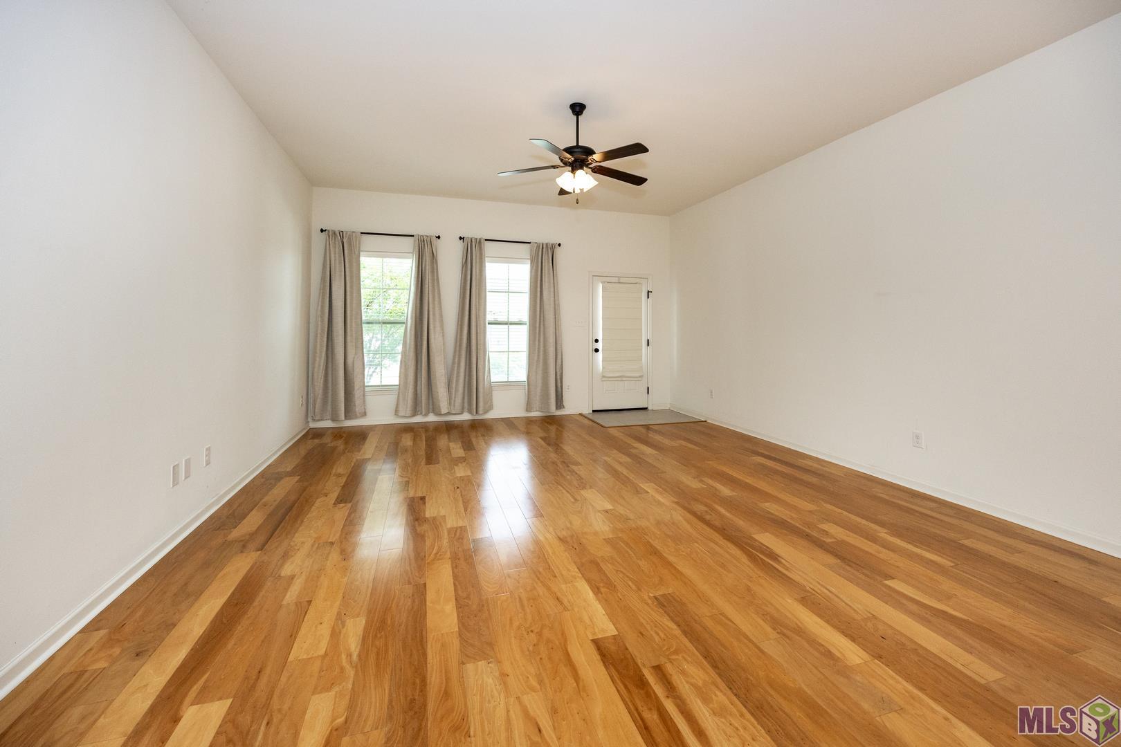 1072 Shadow Bluff Drive Baton Rouge, LA 70820 - Photo 5 of 26